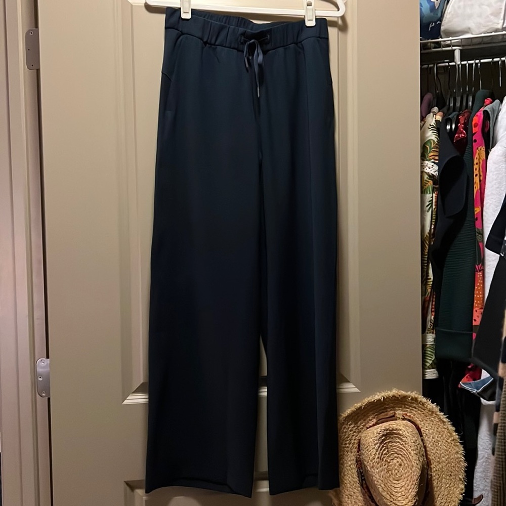 Lululemon Wide Leg Trouser